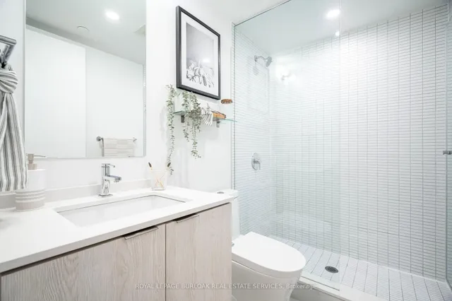 Additional image 12 of 1 Jarvis St Unit 1206