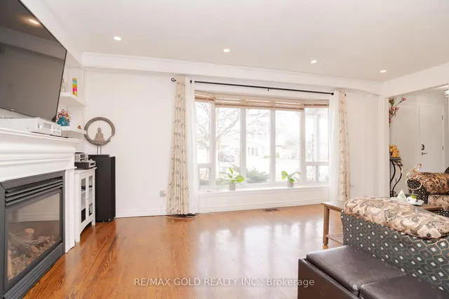 Additional image 9 of 3 Crawley Dr