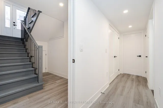 Additional image 36 of 404 Melrose St