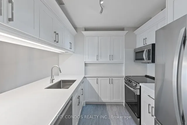 Additional image 3 of 1001 Bay St Unit PH05