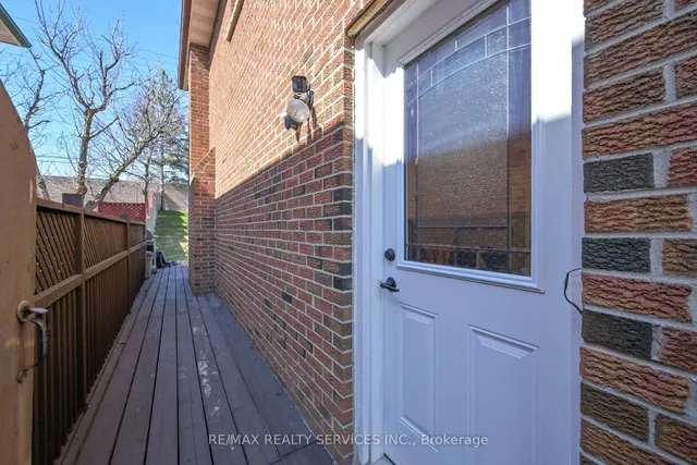Additional image 30 of 68 Princeton Terr