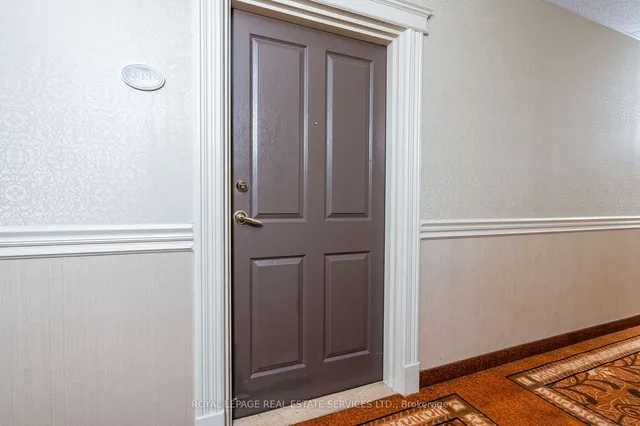 Additional image 7 of 1998 Ironstone Dr Unit 906