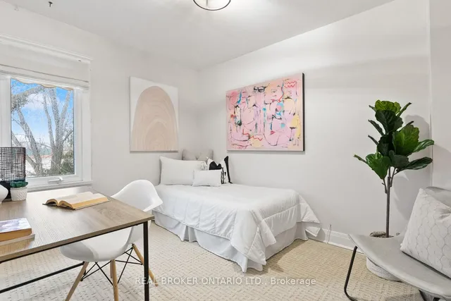 Additional image 22 of 51 Seymour Ave