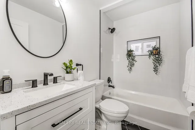 Additional image 19 of 26 Garden Cres