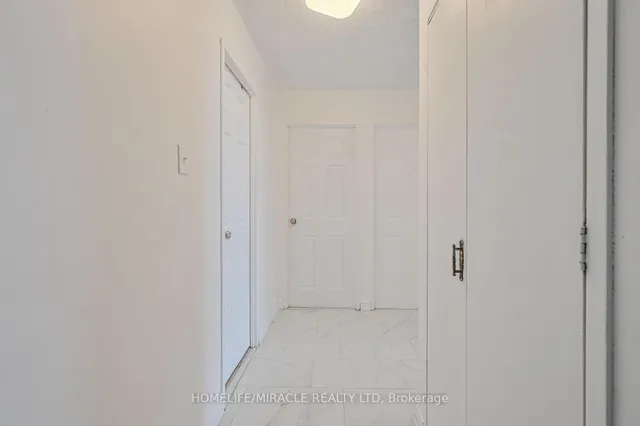 Additional image 19 of 18 Knightsbridge Rd Unit 2311