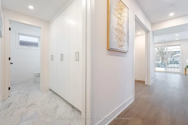 Additional image 16 of 404 Melrose St