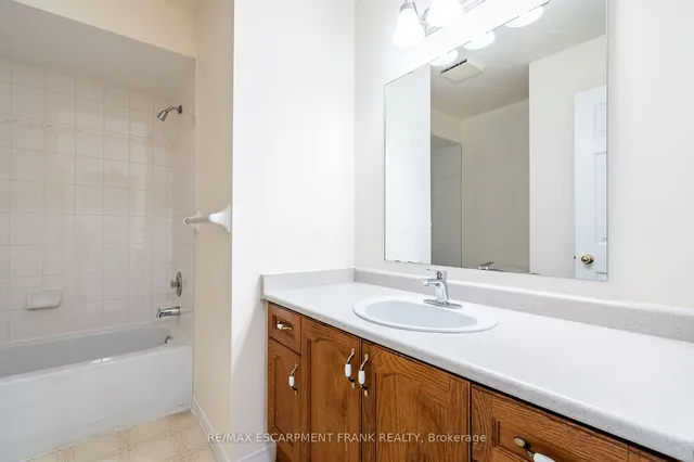 Additional image 24 of 1310 Upper Wentworth St Unit 7