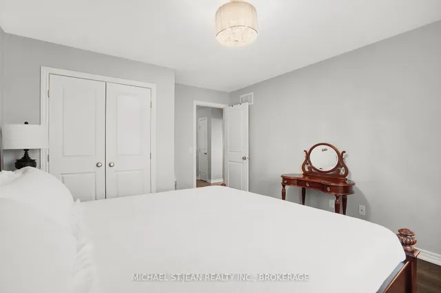 Additional image 25 of 5056 New St Unit 15