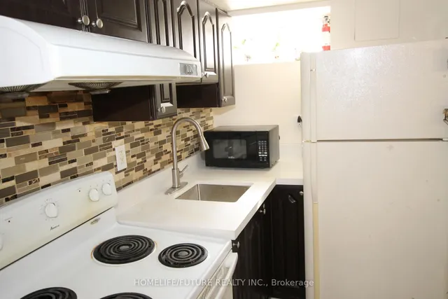 Additional image 5 of 41 Gaiety Dr