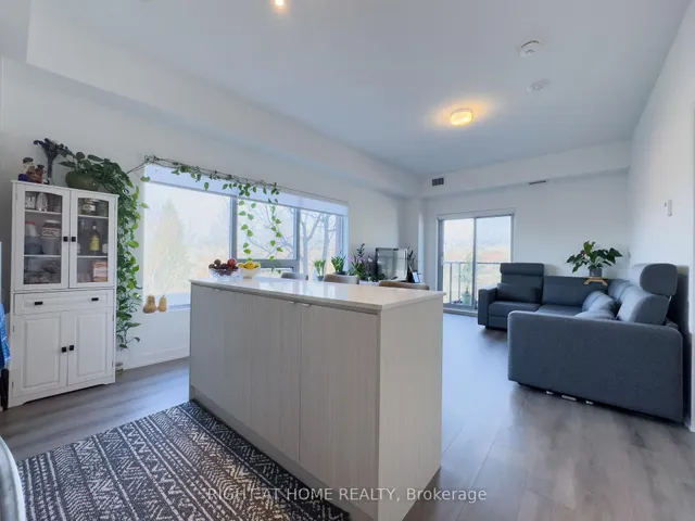 Additional image 5 of 2433 Dufferin St Unit 211