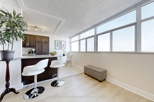 Additional image 14 of 100 Antibes Dr Unit 2208