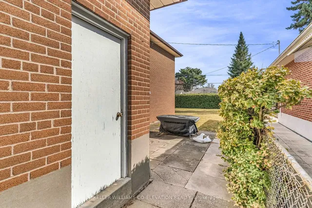 Additional image 46 of 217 La Rose Ave