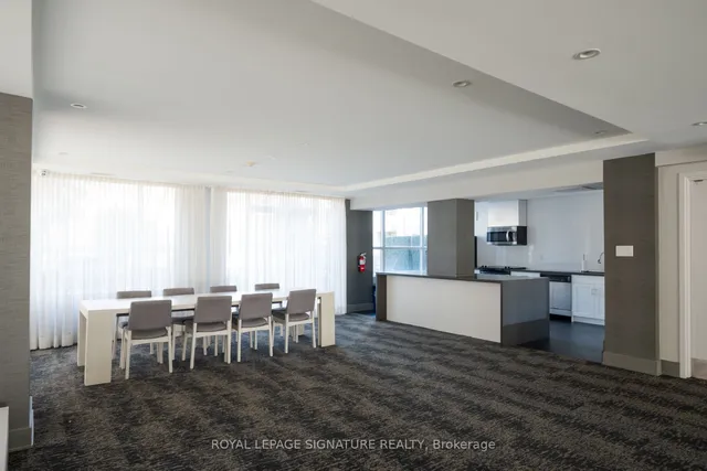 Additional image 27 of 18 Beverley St Unit 322