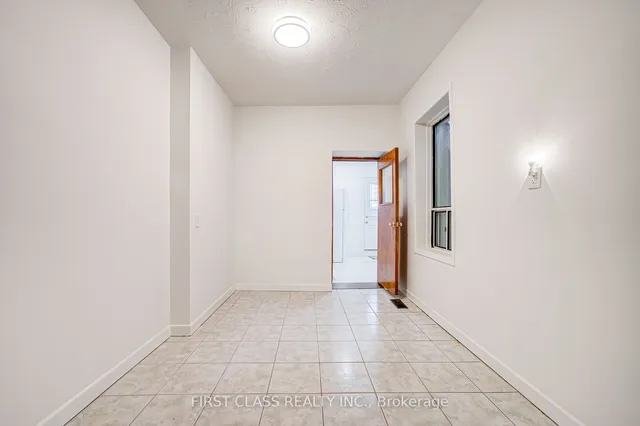 Additional image 14 of 3 Clinton Pl