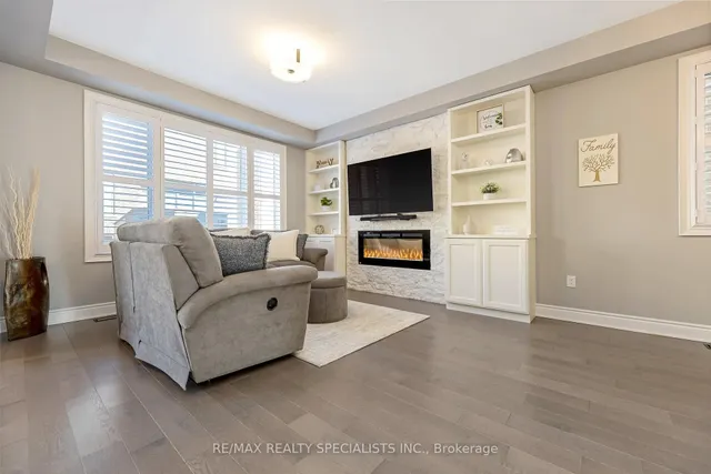 Additional image 9 of 882 Magnolia Terr