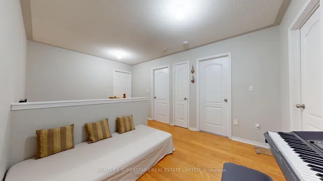 Additional image 29 of 167 Toba Cres