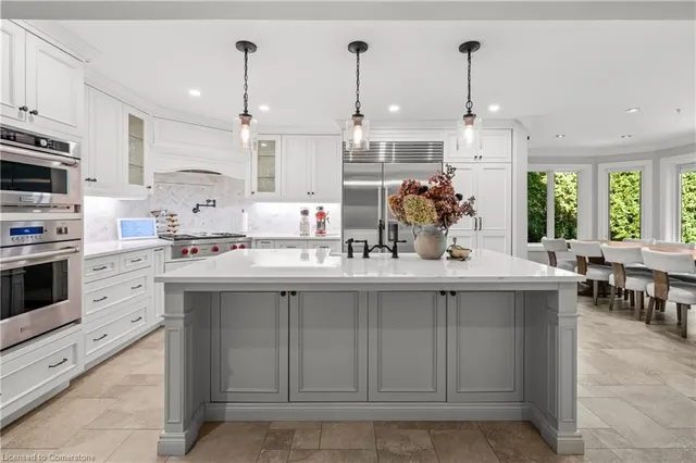 Additional image 11 of 185 Central Dr