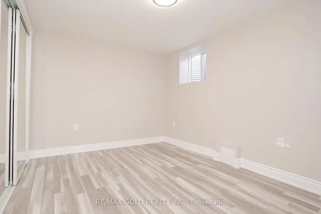 Additional image 37 of 41 Danesbury Cres