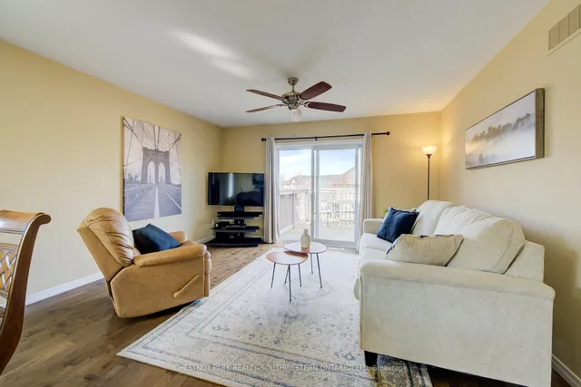 Additional image 16 of 988 Zeller Cres