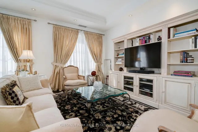 Additional image 10 of 21 Burkebrook Pl Unit 424