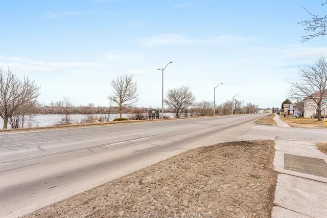 Additional image 20 of 354 FRONT St