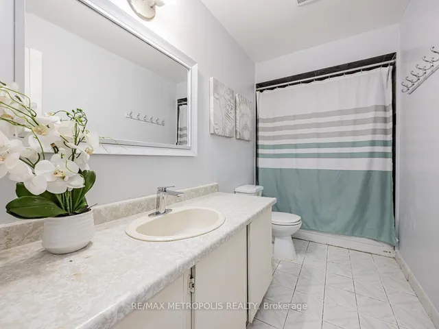 Additional image 9 of 72 Leacrest St