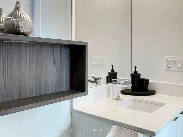 Additional image 27 of 121 Lower Sherbourne Ave Unit 751