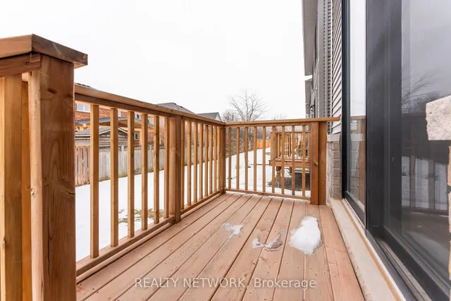 Additional image 34 of 107 Starfire Cres