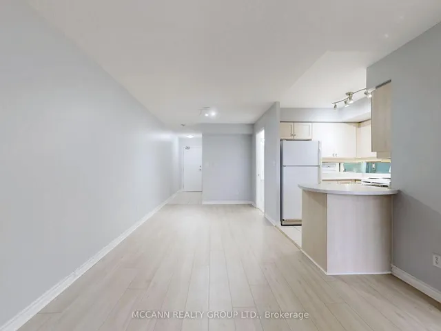 Additional image 9 of 2 Rean Dr Unit 613