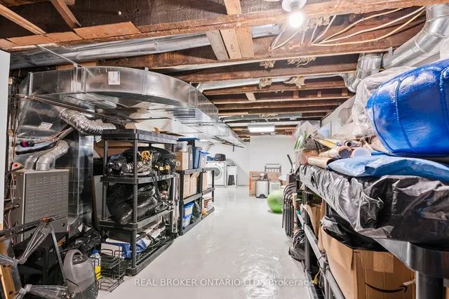 Additional image 24 of 32 Monarch Park Ave