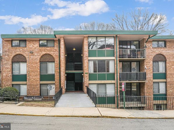 483 N Armistead St APT T3, Alexandria, VA 22312