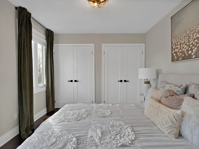 Additional image 29 of 72 Redwood Ave