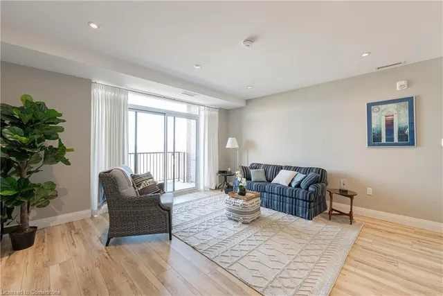 Additional image 6 of 1 Redfern Ave Unit 331