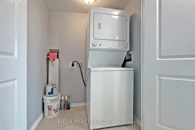 Additional image 31 of 8 Rosebank Dr Unit 5L