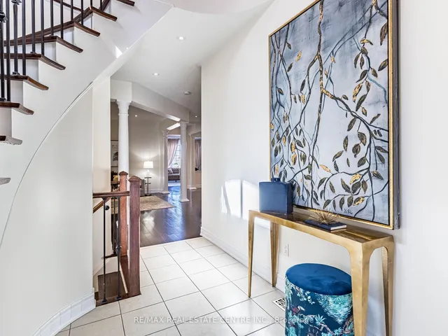 Additional image 7 of 853 Stoutt Cres