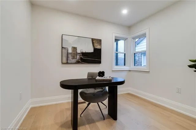 Additional image 6 of 121 Lake Avenue Dr