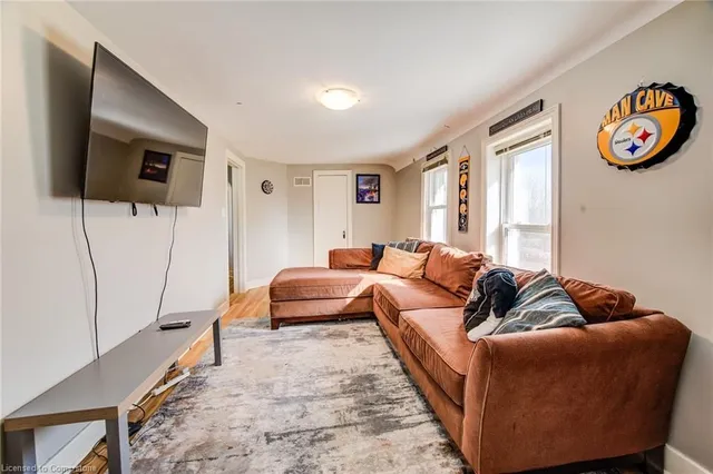 Additional image 33 of 326 Edwin St