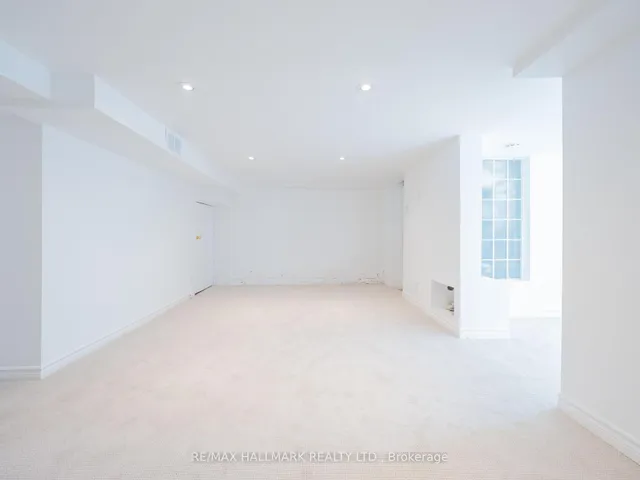 Additional image 35 of 55 Browning Ave