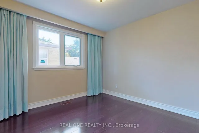 Additional image 26 of 17 Foursome Cres