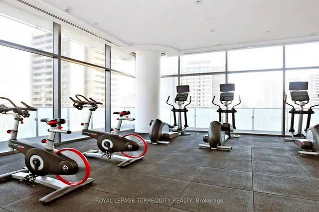 Additional image 14 of 50 Charles St Unit 2104