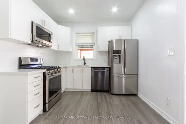 Additional image 13 of 27 Fairview Ave