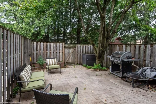 Additional image 40 of 80 Old Country Dr Unit 14