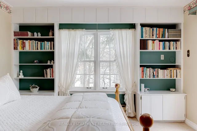 Additional image 28 of 847 FOREST GLEN Ave