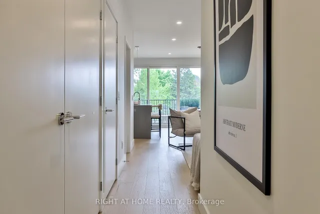 Additional image 23 of 2343 Gerrard St Unit Centre