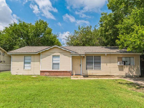 5220 Shackleford St, Fort Worth, TX 76119