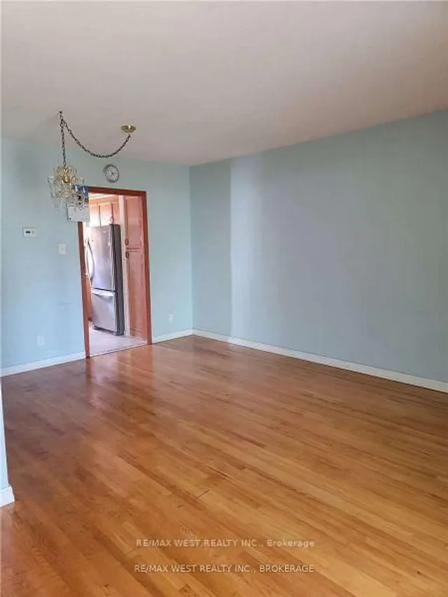 Additional image 9 of 2088 Martin Grove Rd Unit 46