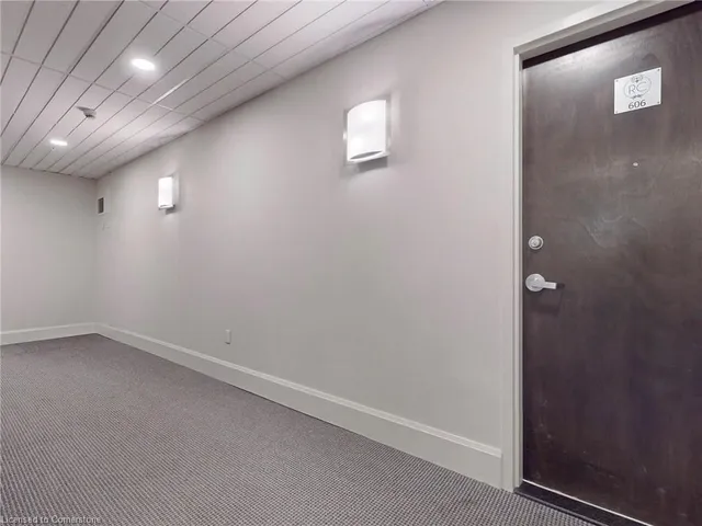 Additional image 35 of 112 King St Unit 606