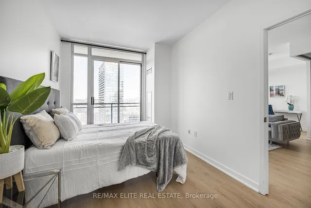 Additional image 15 of 25 Capreol Crt Unit 3805