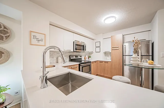 Additional image 23 of 11 St Joseph St Unit 102