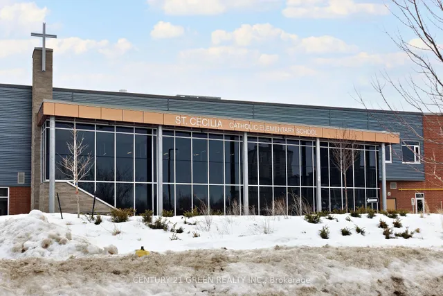 Additional image 33 of 467 Manhattan Common St